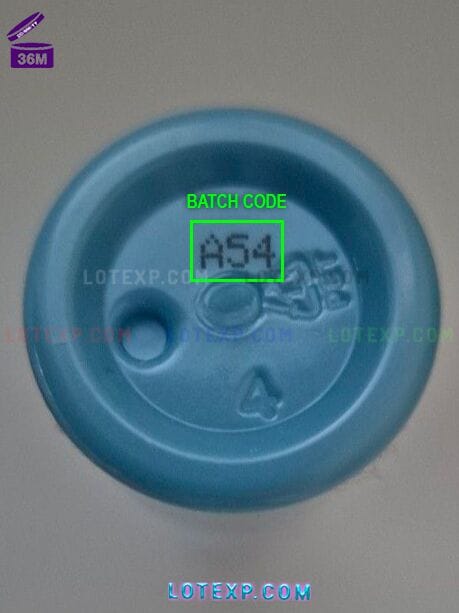 Clinique Batch Code Checker 7 A Clinique Pop Lip Colour, using Lotexp app to check its expiry.