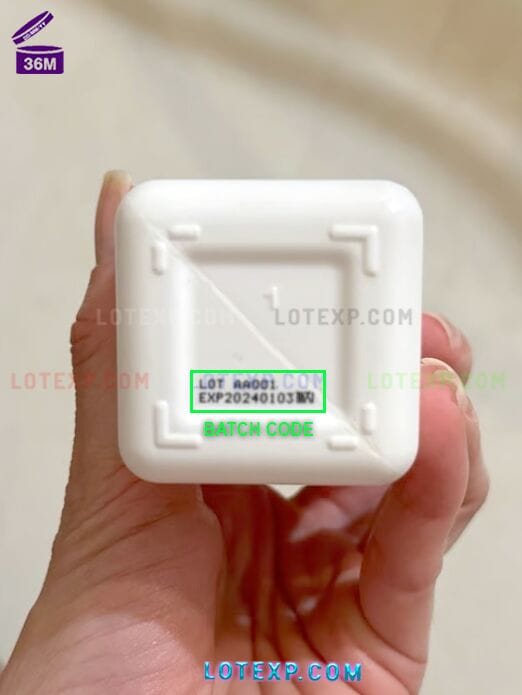 Dr Jart+ Batch Code 17 Image of Dr.Jart Vital Hydra Solution Ampoule bottle
